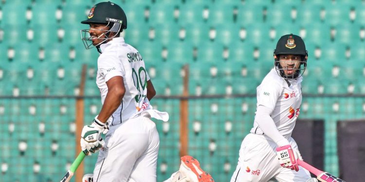 Bangladesh bats first, and Shanto and Mushfiqur return. 1 Bangladesh bats first, and Shanto and Mushfiqur return.