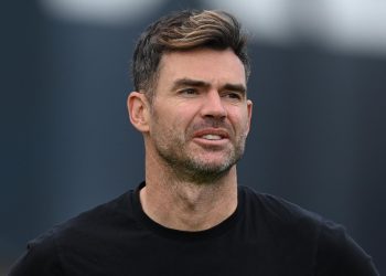 "James Anderson likely to receive knighthood in Rishi Sunak's resignation honours list"