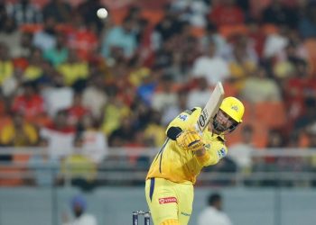By the time CSK retired, it was too late. Devon Conway: Piyush Chawla
