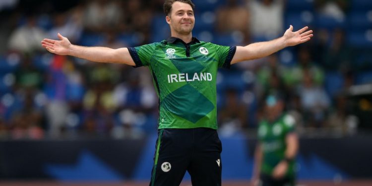 Curtis Campher takes Gudakesh Motie's position with the Multan Sultans. 1 Curtis Campher takes Gudakesh Motie's position with the Multan Sultans.