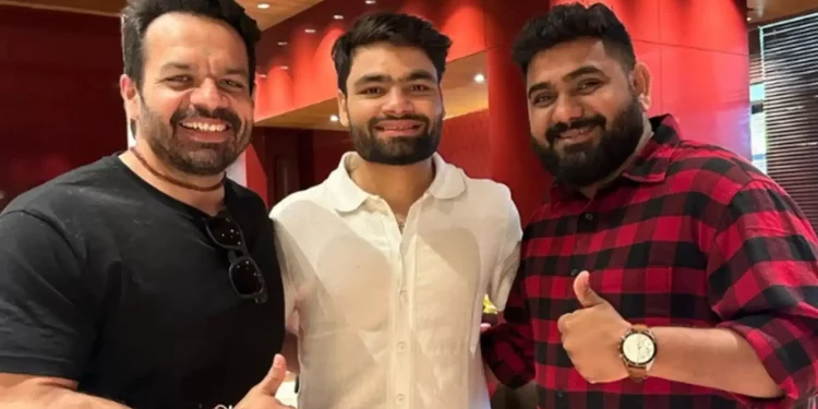 "KKR’s Rinku Singh puts INR 1.9 crores into Gaurav Taneja’s startup venture." 1 "KKR’s Rinku Singh puts INR 1.9 crores into Gaurav Taneja’s startup venture."