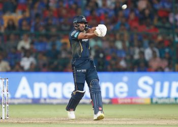 Shahrukh Khan enjoying himself while batting at number four