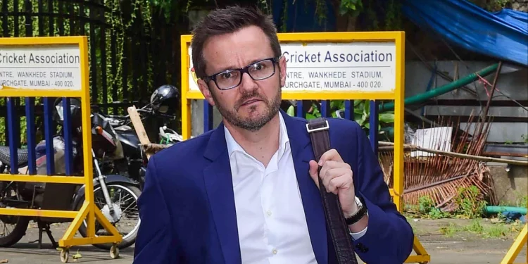 Mike Hesson named Pakistan's new cricket head coach. 1 Mike Hesson named Pakistan's new cricket head coach.