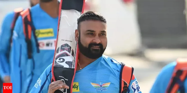 Verify the facts: Did Amit Mishra's wife actually accuse him of domestic abuse and dowry harassment?