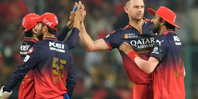 RCB head coach Andy Flower praises Josh Hazlewood heroics against RR, saying, "He's a class operator, great under pressure." 1 RCB head coach Andy Flower praises Josh Hazlewood heroics against RR, saying, "He's a class operator, great under pressure."