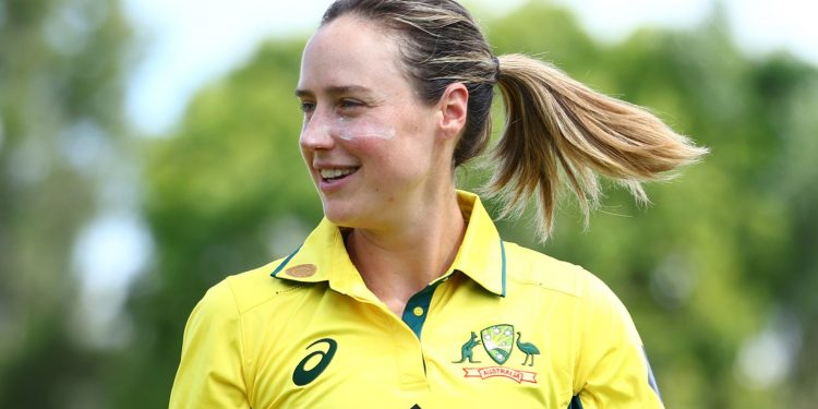 Ellyse Perry signs with Hampshire for the Vitality Blast and One-Day Cup. 1 Ellyse Perry signs with Hampshire for the Vitality Blast and One-Day Cup.