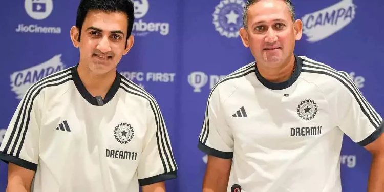 [Watch] As the Indian squad is announced, Ajit Agarkar arrives at BCCI headquarters.