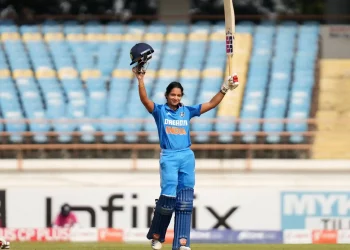 Pratika Rawal examines the exceptional records of Rahul Dravid and Sachin Tendulkar.