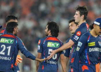 IPL 2025: Akash Singh is severely injured by Shubman Gill's vicious strike