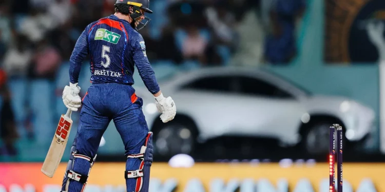 [WATCH] IPL 2025: A viral video shows RCB rookie Nuwan Thusara outshining Matthew Breetzke with a Malinga-like delivery.