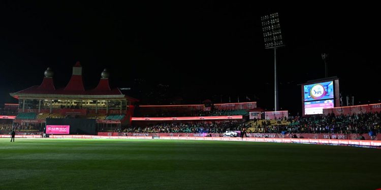 IPL 2025: Fans are urged to leave Dharamshala after the PBKS vs. DC match is cancelled 1 IPL 2025: Fans are urged to leave Dharamshala after the PBKS vs. DC match is cancelled