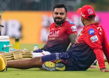 After Virat Kohli's pivotal half-century against LSG, RCB batting coach and mentor Dinesh Karthik praises him as "genius par excellence"