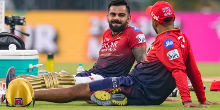 After Virat Kohli's pivotal half-century against LSG, RCB batting coach and mentor Dinesh Karthik praises him as "genius par excellence" 1 After Virat Kohli's pivotal half-century against LSG, RCB batting coach and mentor Dinesh Karthik praises him as "genius par excellence"