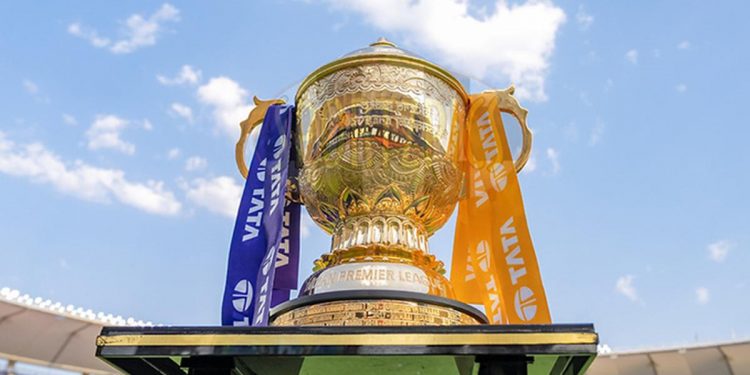 CAB presents Met department reports and asks BCCI for the privilege to host the IPL final.