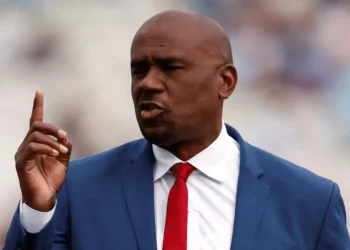 Ian Bishop lavishes Yash Dayal with praise, saying, "This is a great redemption, even though CSK fans don't want to hear it."