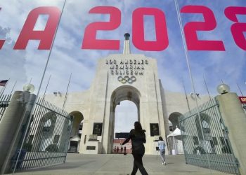 ICC is urged by CWI to provide a "fair and transparent" route to the LA28 Olympics