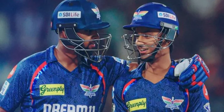 After GT's defeat over LSG, Sanjay Bangar said, "I don't see RCB falling out of the top two." 1 After GT's defeat over LSG, Sanjay Bangar said, "I don't see RCB falling out of the top two."