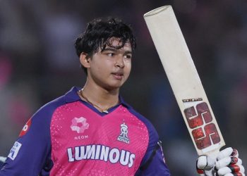 Regarding his growing IPL fame, Vaibhav Suryavanshi said, "500 missed calls, phone switched off for 4 days."