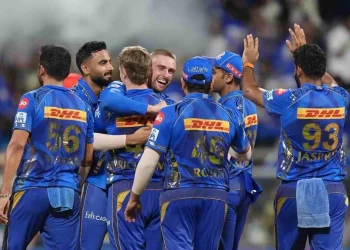 Harbhajan Singh praises Suryakumar Yadav's valiant performance against DC, calling it the "best knock of the entire season." 1 Harbhajan Singh praises Suryakumar Yadav's valiant performance against DC, calling it the "best knock of the entire season."