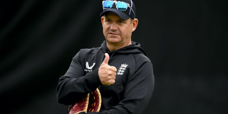 WBBL: Matthew Mott is named head coach of the Sydney Sixers 1 WBBL: Matthew Mott is named head coach of the Sydney Sixers