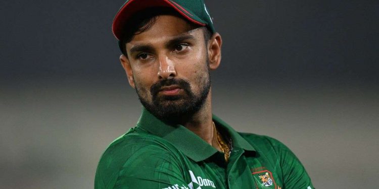 "Litton has all the makings of a good captain," said Salahuddin 1 Litton Das supports long-term captaincy as the secret to Bangladesh's success, saying, "You can think about a lot of things."