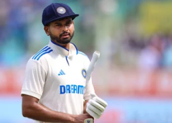 Regarding Shreyas Iyer's withdrawal from the Indian squad, Ajit Agarkar said, "Right now there's no room in Test cricket." 1 Regarding Shreyas Iyer's withdrawal from the Indian squad, Ajit Agarkar said, "Right now there's no room in Test cricket."