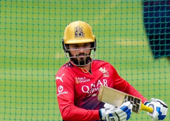 IPL 2025: Sunrisers Hyderabad fines the whole RCB lineup for violating the Code of Conduct