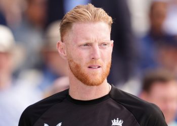 Ben Stokes says that following hamstring surgery, he is prepared to return to England.