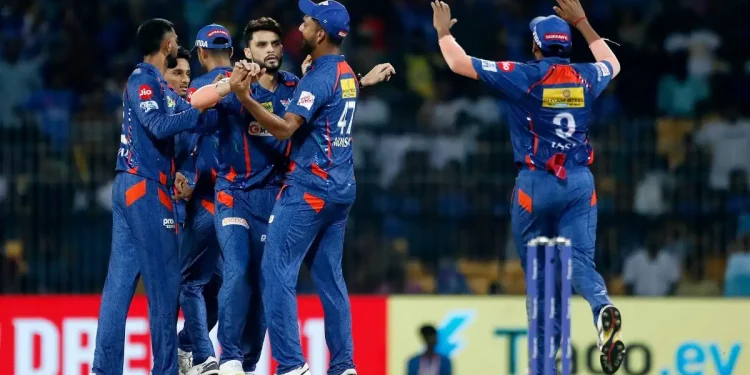 Aakash Chopra said of the Gujarat Titans' defeat to the Lucknow Super Giants, "It's concerning to see the top order lose steam at the business end." 1 Aakash Chopra said of the Gujarat Titans' defeat to the Lucknow Super Giants, "It's concerning to see the top order lose steam at the business end."