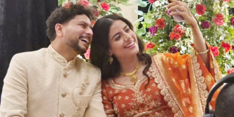 Kuldeep Yadav removes newly posted picture with fiancée Vanshika
