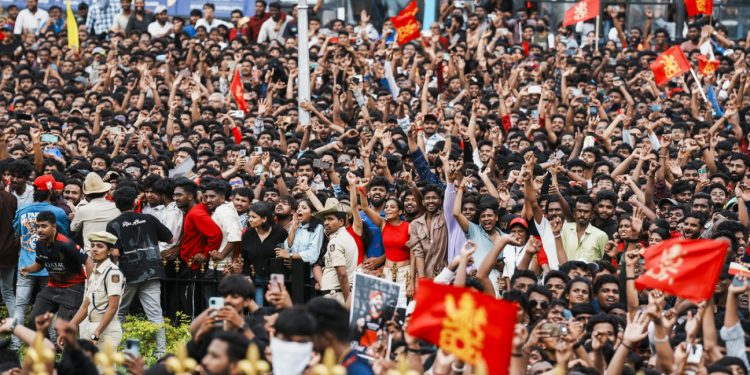 Bengaluru stampede: after numerous fatalities and injuries, the RCB issues an official statement 1 Bengaluru stampede: after numerous fatalities and injuries, the RCB issues an official statement