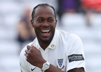 Jofra Archer delivers 14 overs in his County comeback match against Durham
