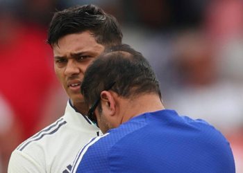 Mohammad Kaif Reveals How Jaiswal’s Hand Straps Contributed to Dropped Catches at Headingley