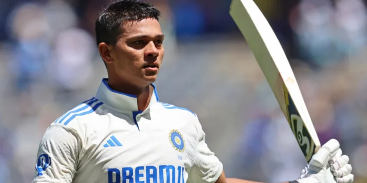 Irfan Pathan praises Yashasvi Jaiswal's incredible century on Day 1: "He made a statement on the first ball" 1 Irfan Pathan praises Yashasvi Jaiswal's incredible century on Day 1: "He made a statement on the first ball"