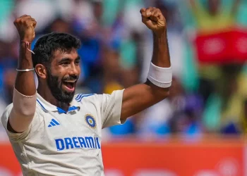 Jasprit Bumrah considers missed catches off his own bowling in the first innings at Headingley and says, "You cannot sit and cry about it"