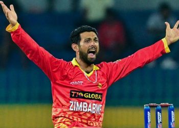 Reports: Sikandar Raza accuses the head coach of Rainbow Cricket Club of racist insults and files a complaint against him 1 Reports: Sikandar Raza accuses the head coach of Rainbow Cricket Club of racist insults and files a complaint against him