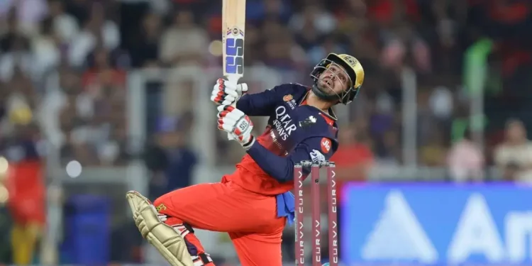 [WATCH] IPL 2025 Final: Using a bold scoop, Jitesh Sharma sends Kyle Jamieson to the cleaners
