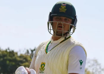 Centuries from Lhuan-dre Pretorius, Corbin Bosch power South Africa to solid finish