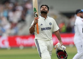 Michael Vaughan: 'I was expecting for that flip as well' on Rishabh Pant's second innings century celebration.