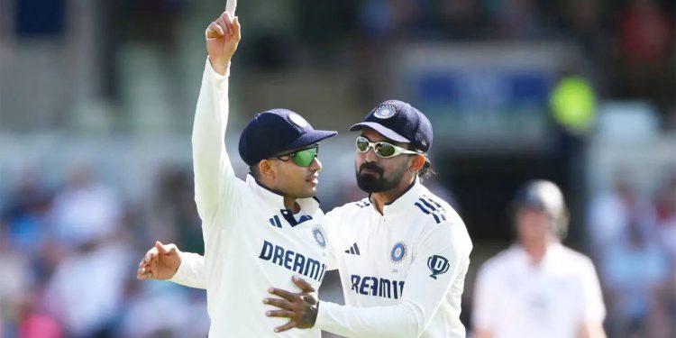 Surprised by Gill, but Rahul will outscore him in next games - Owais Shah 1 Surprised by Gill, but Rahul will outscore him in next games - Owais Shah