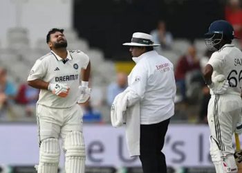 'You're a warrior' – LSG owner Sanjiv Goenka motivates injured Rishabh Pant
