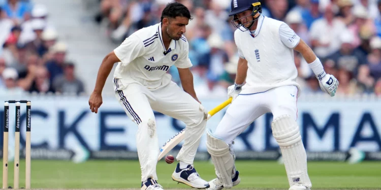 'You want him to take all 10?' – Kapil Dev backs Anshul Kamboj after quiet Manchester debut 1 'You want him to take all 10?' – Kapil Dev backs Anshul Kamboj after quiet Manchester debut