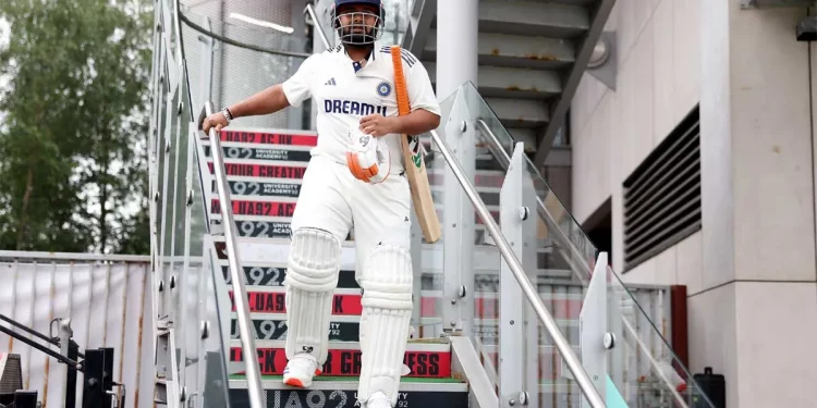 'Incredible spirit' – Sachin Tendulkar praises Pant for batting with fractured toe 1 'Incredible spirit' – Sachin Tendulkar praises Pant for batting with fractured toe