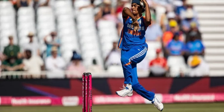 Shree Charani's T20I show impresses skipper Harmanpreet Kaur 1 Shree Charani's T20I show impresses skipper Harmanpreet Kaur