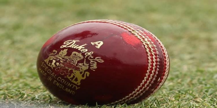 Dukes ball under review by manufacturer after recent concerns 1 Dukes ball under review by manufacturer after recent concerns