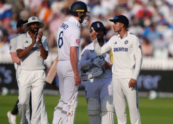 'Gill will learn the hard way' - Kaif says clash with Crawley fired up England