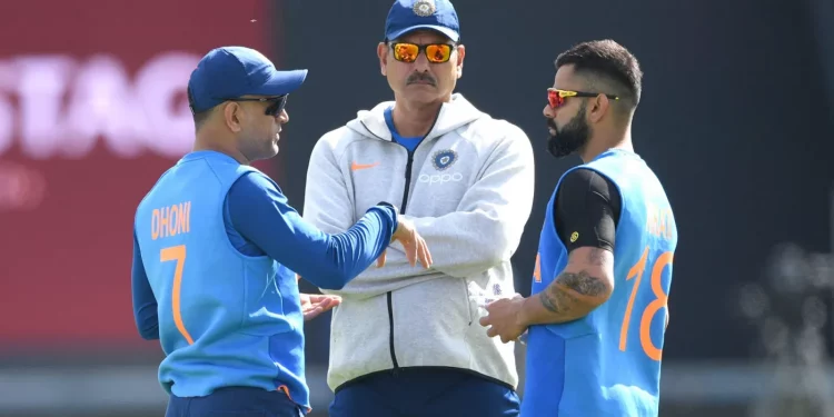Ravi Shastri discloses income of Virat Kohli, MS Dhoni 1 Ravi Shastri discloses income of Virat Kohli, MS Dhoni