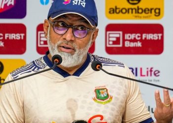Phil Simmons exits Sri Lanka tour midway due to health issues