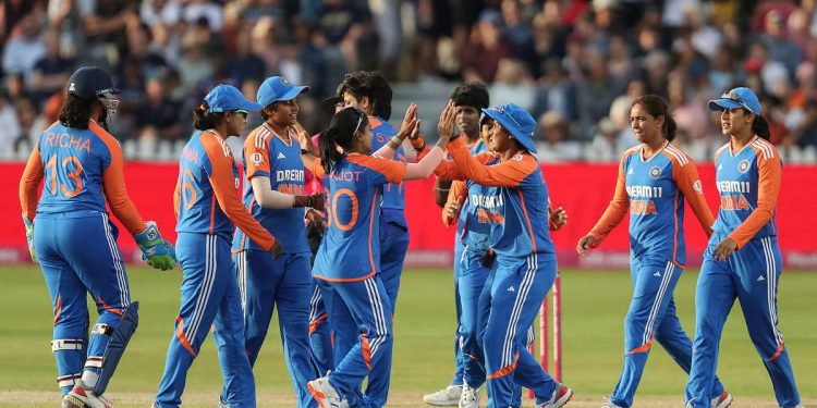"Jemimah timed it well and asked me to hang in," said Amanjot Kaur after India's second T20I win