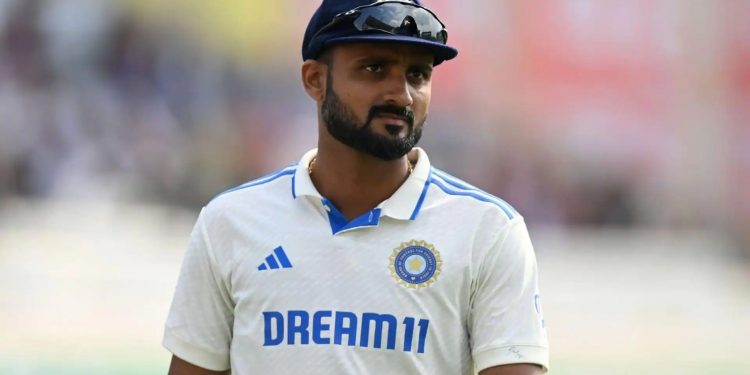 Akash Deep has Shami-like traits, can step in for Bumrah if required: Irfan Pathan 1 Akash Deep has Shami-like traits, can step in for Bumrah if required: Irfan Pathan